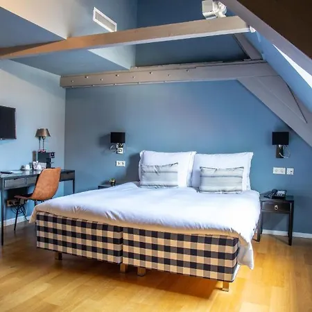 Hotel Ml 4*