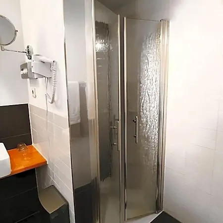 Hotel Ml Haarlem